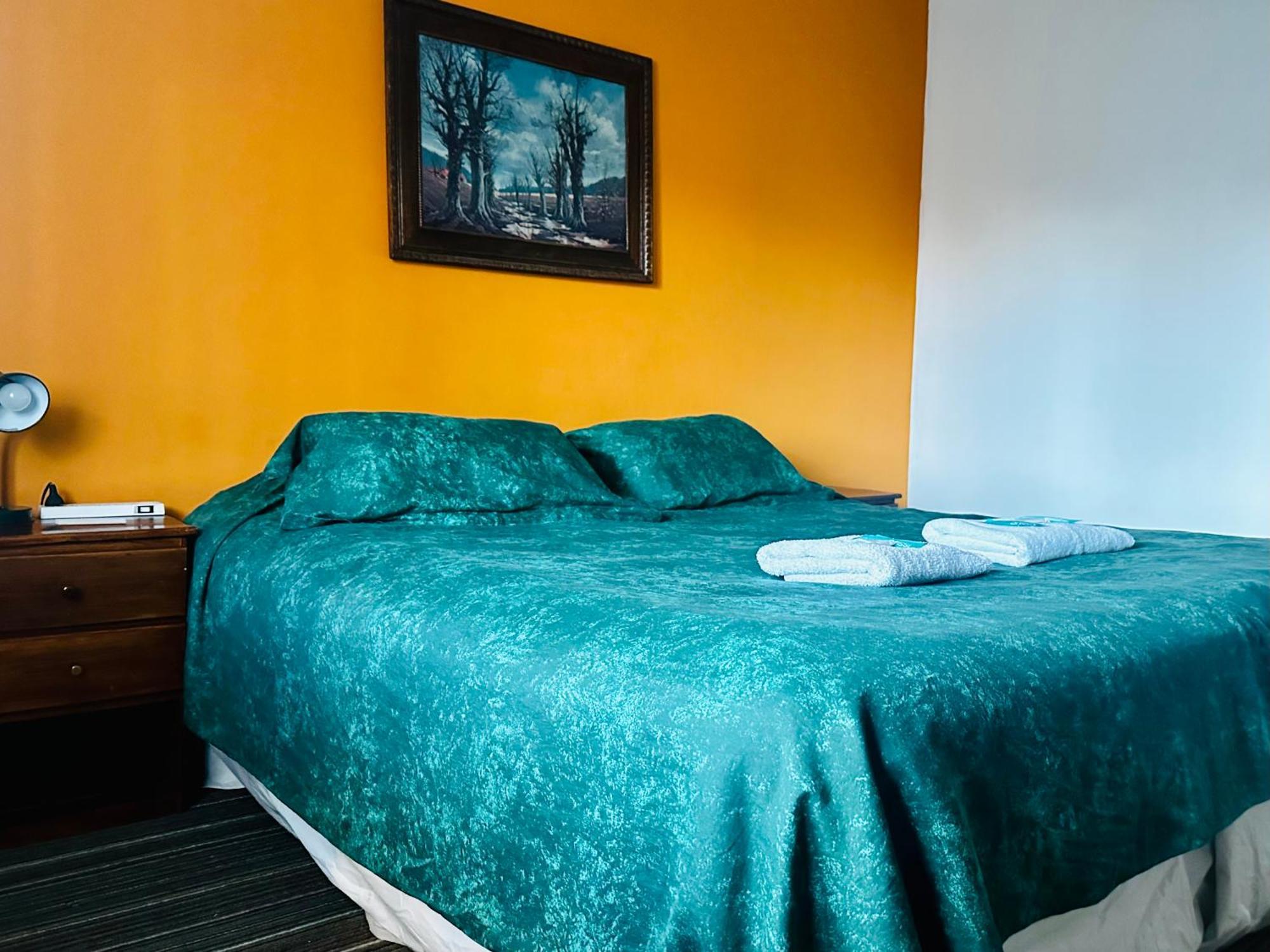 Amancay, Hostal Patagonico Hotel El Calafate Exterior photo